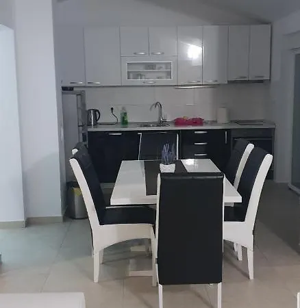 Kate Apartment *